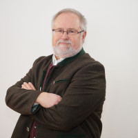 Porträtfoto von Rainer Schroll